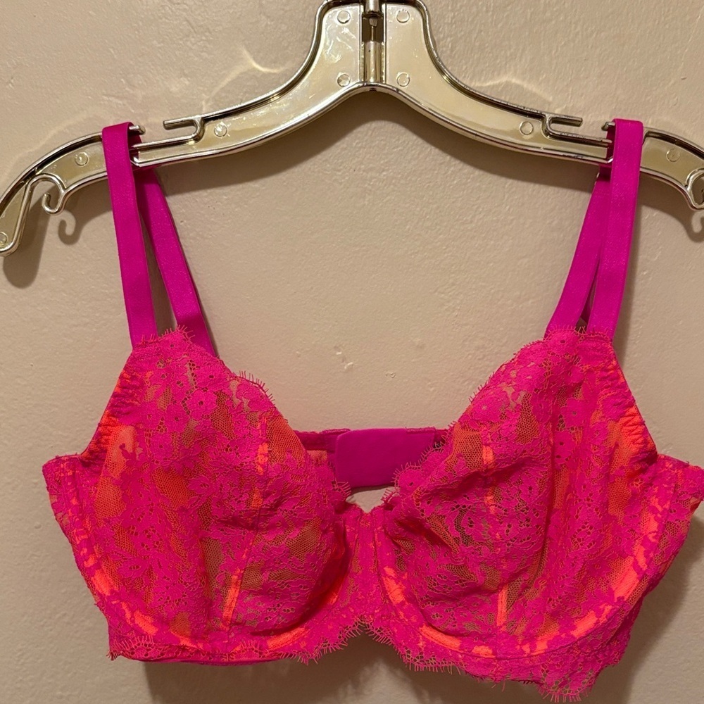 Victoria's Secret Vibrant Pink Lace Bra